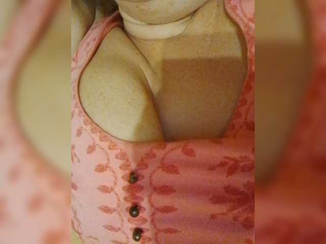 EVIl_TITS