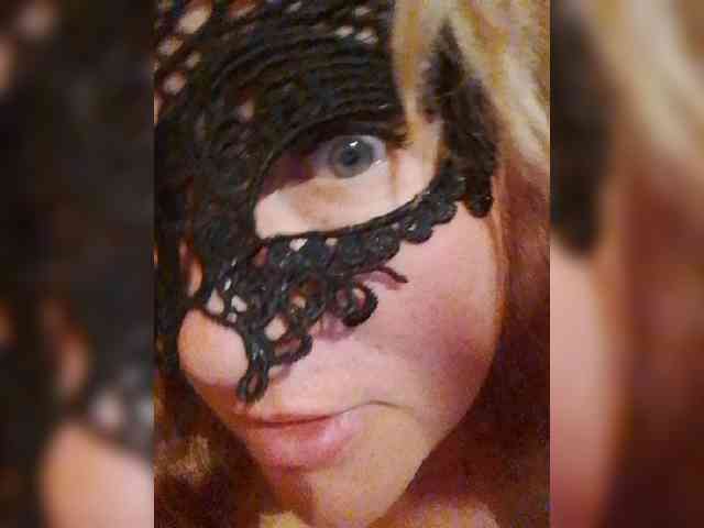 EVIL_TITS webcam