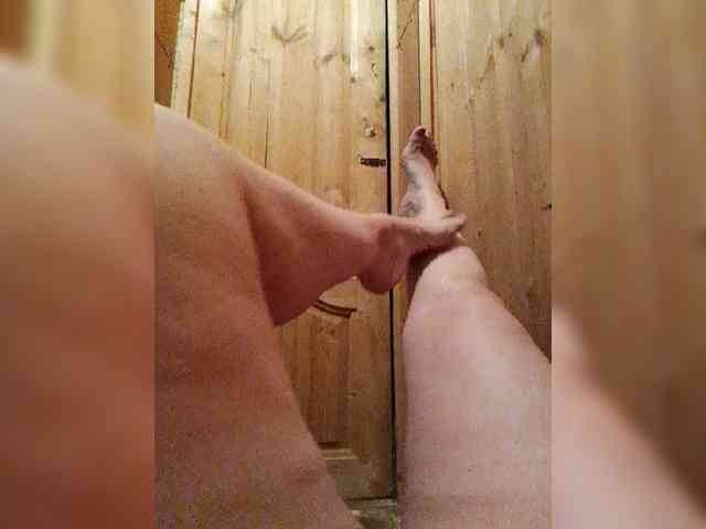 EVIL_TITS webcam