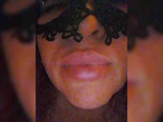 EVIL_TITS webcam