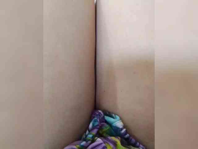 EVIL_TITS webcam