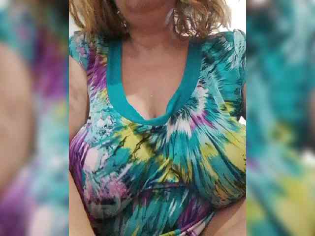 EVIL_TITS webcam