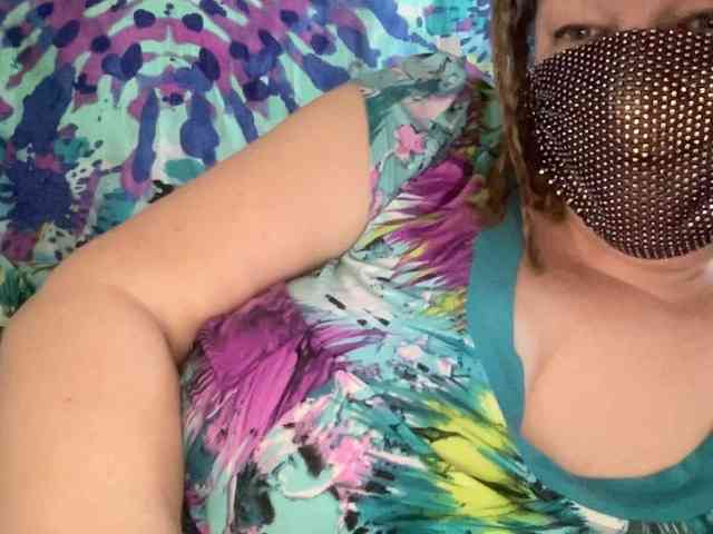 EVIL_TITS webcam