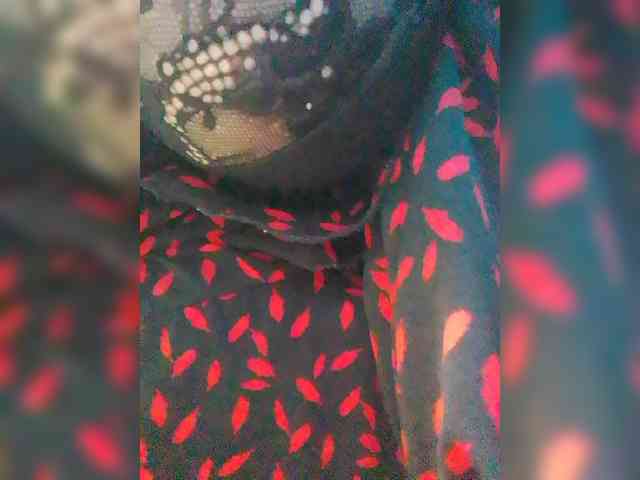EVIL_TITS webcam