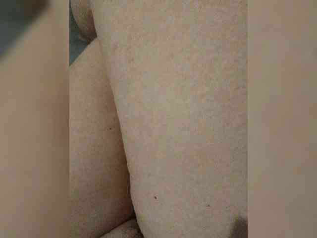 EVIL_TITS webcam