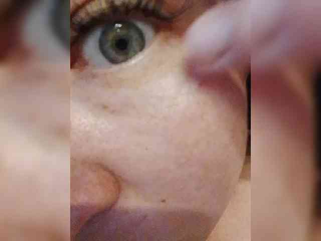 EVIL_TITS webcam