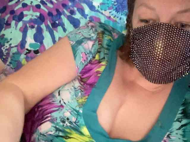 EVIL_TITS webcam