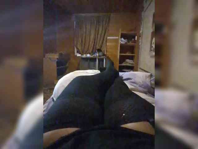 EVIL_TITS webcam