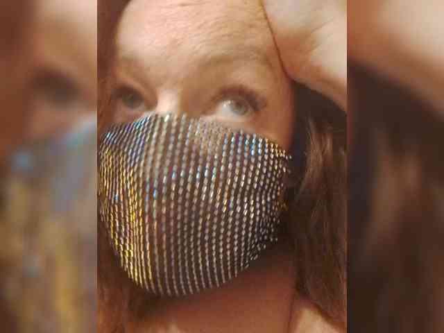 EVIl_TITS webcam