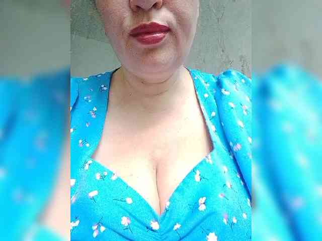 EVIL_TITS webcam