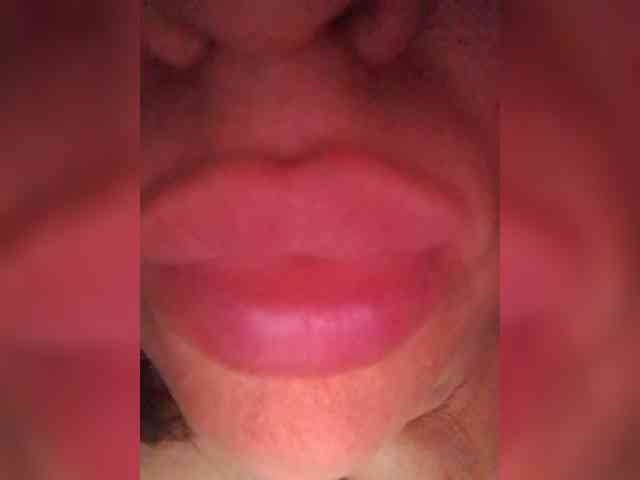 EVIl_TITS webcam