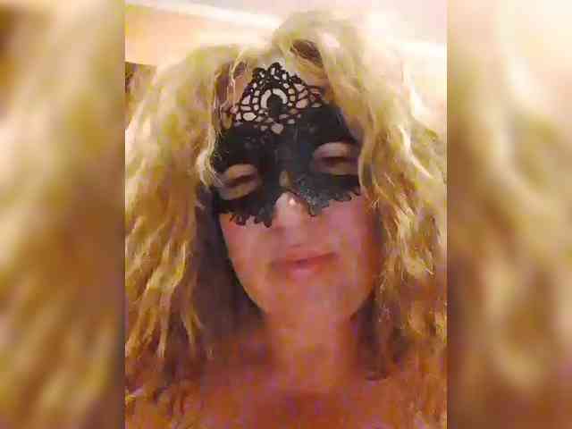 EVIL_TITS webcam