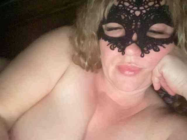 EVIL_TITS webcam