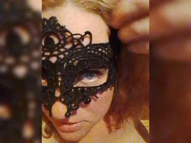 EVIL_TITS webcam