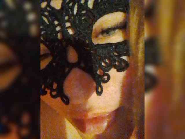 EVIL_TITS webcam