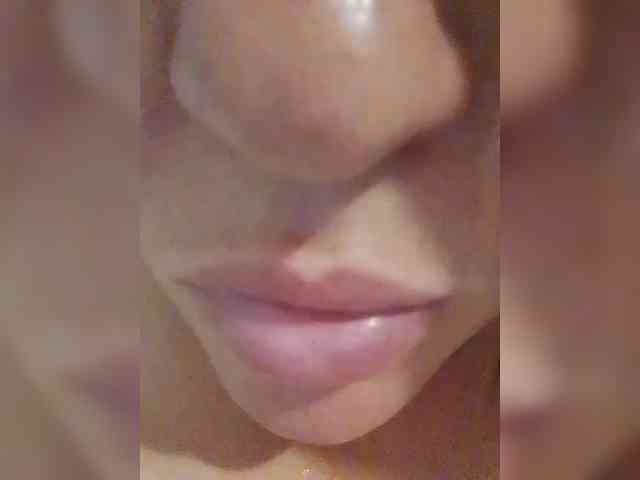 EVIL_TITS webcam
