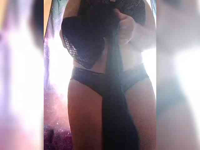 EVIL_TITS webcam