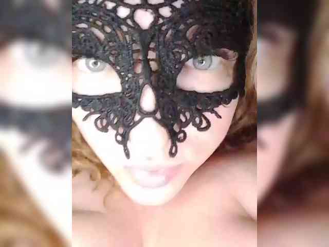 EVIL_TITS webcam