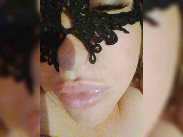 EVIL_TITS webcam
