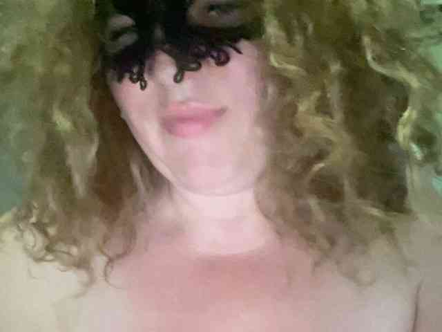 EVIL_TITS webcam