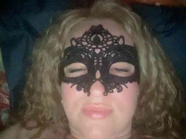 EVIL_TITS webcam