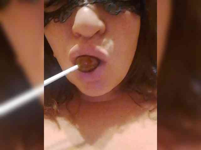 EVIl_TITS webcam
