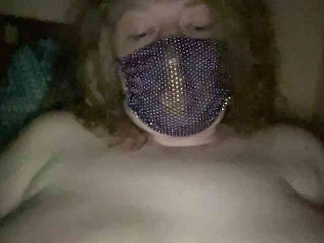 EVIL_TITS webcam