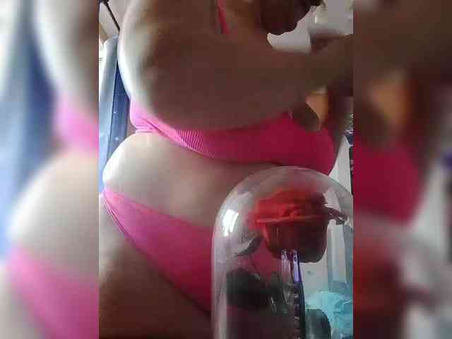 EVIL_TITS webcam