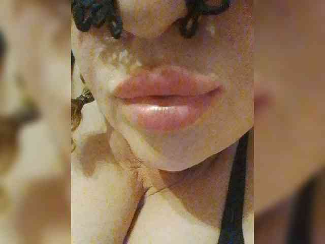EVIL_TITS webcam