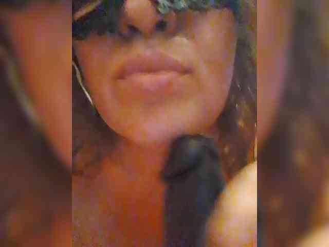 EVIL_TITS webcam