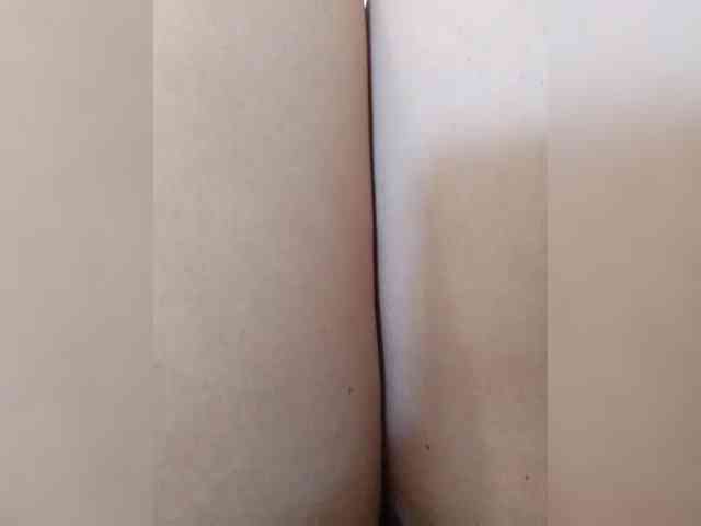 EVIL_TITS webcam