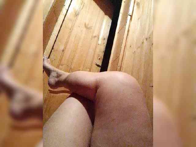 EVIl_TITS webcam