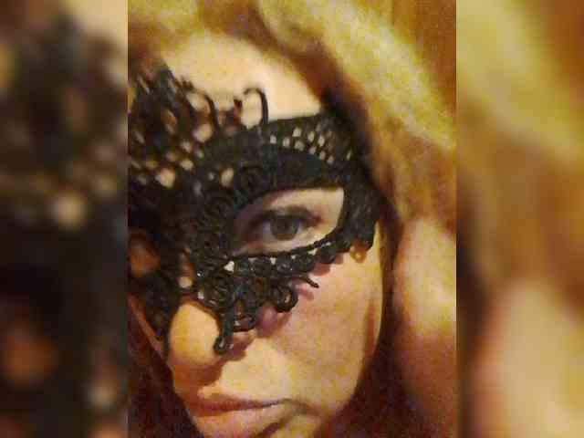 EVIL_TITS webcam