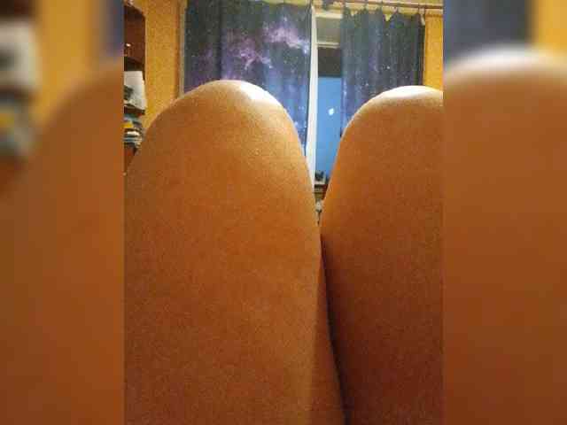 EVIL_TITS webcam