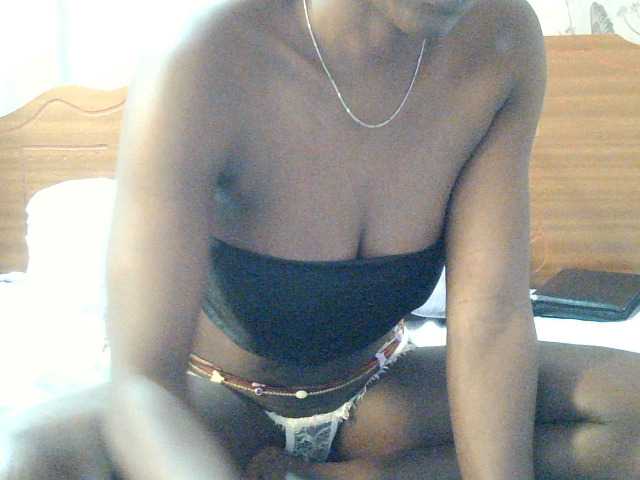 freaky-pinnah live cam on BongaCams