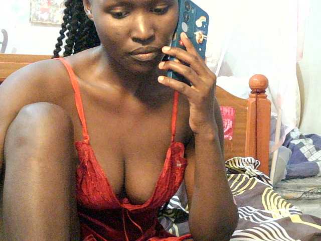 freaky-pinnah, live now on BongaCams