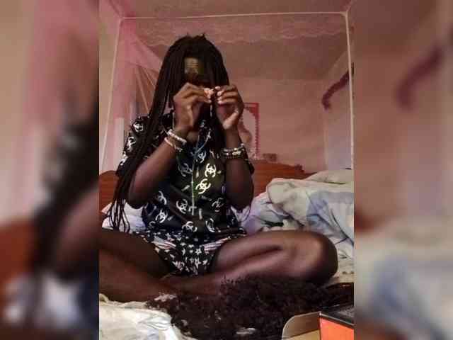 freaky-pinnah webcam