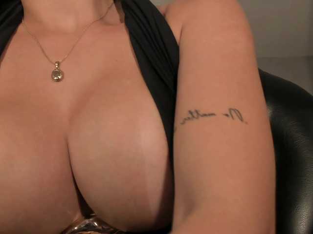 JadeEvans live webcam show