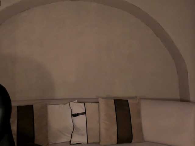 JadeEvans live cam on BongaCams