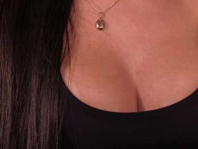 JadeEvans live cam on BongaCams