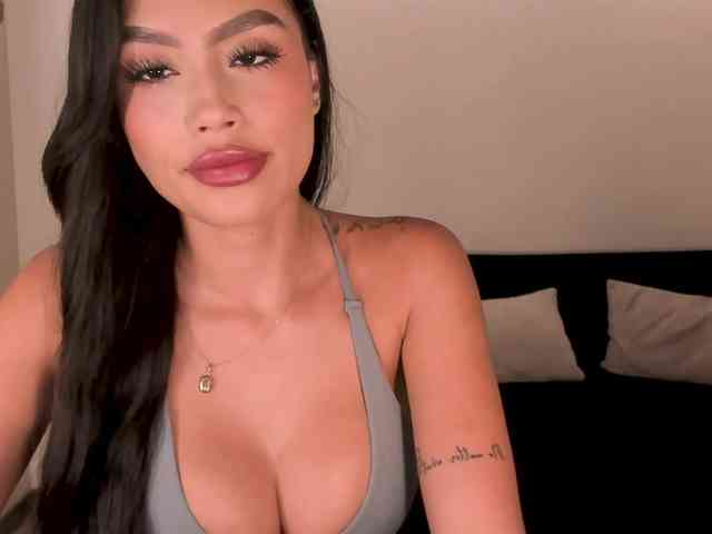 JadeEvans webcam