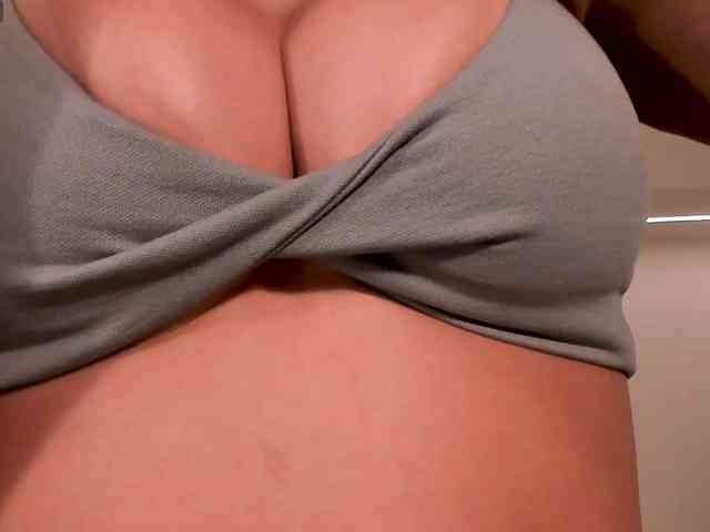 JadeEvans webcam