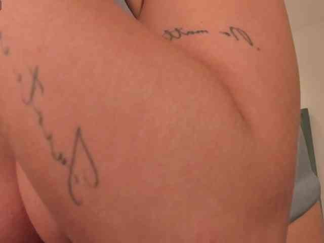JadeEvans webcam