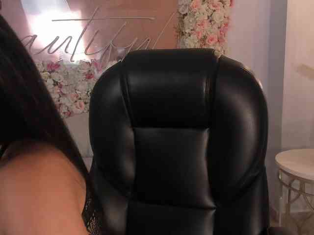 JadeEvans webcam
