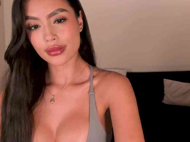 JadeEvans webcam
