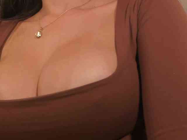 JadeEvans webcam