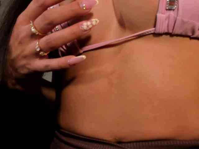 JadeEvans webcam