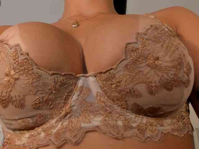 JadeEvans webcam