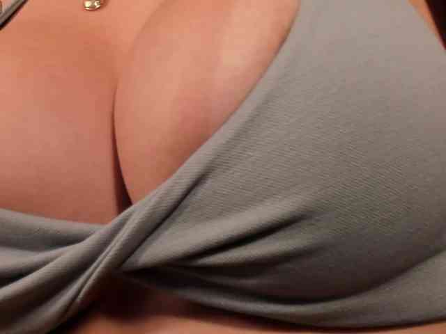 JadeEvans webcam
