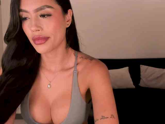 JadeEvans webcam